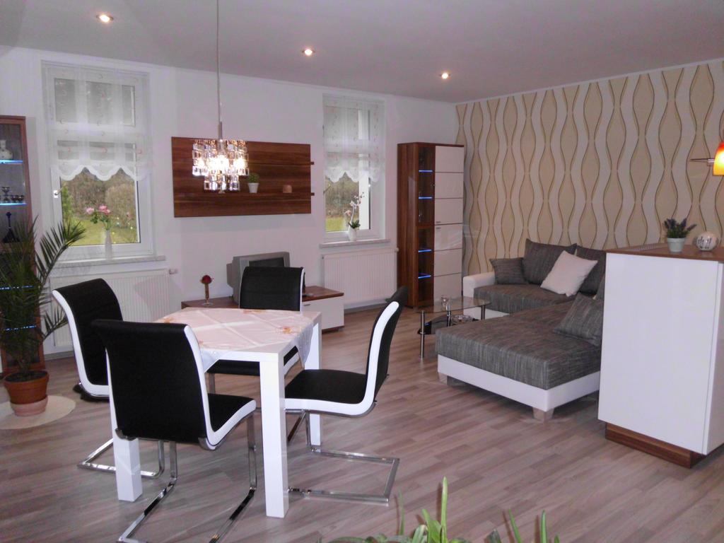 Apartment Leucht Ziegenrück Esterno foto